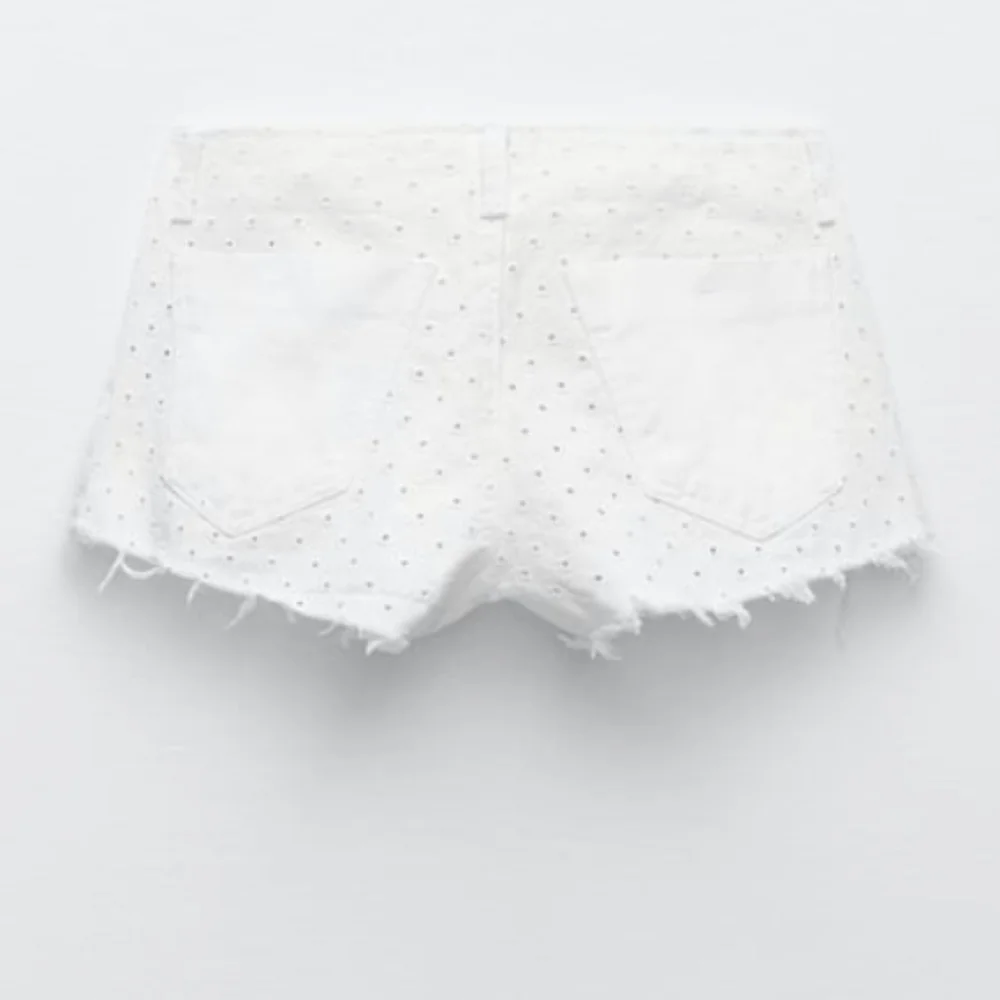 Zara open work all Cotton embroidery denim short - Picture 5 of 8